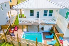 On The Pond Boardwalk to Beach Private Pool
